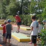 Camping 4 Pers Avec Terrasse Et Cuisine Equipee - Api-1-52-402 Naucelle