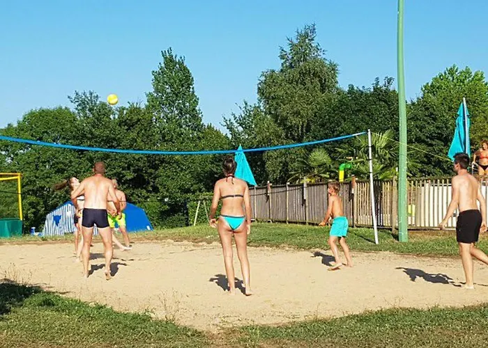 4 Pers Avec Terrasse Et Cuisine Equipee - Api-1-52-402 キャンプ場